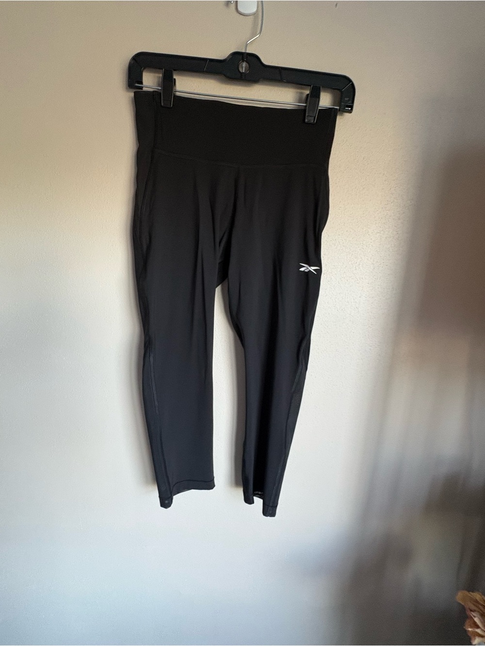 Reebok Black Women’s Athletic Leggings with White Logo
